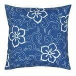 closer look of the blue and white cotton linen cushion cover 45cmx45cm