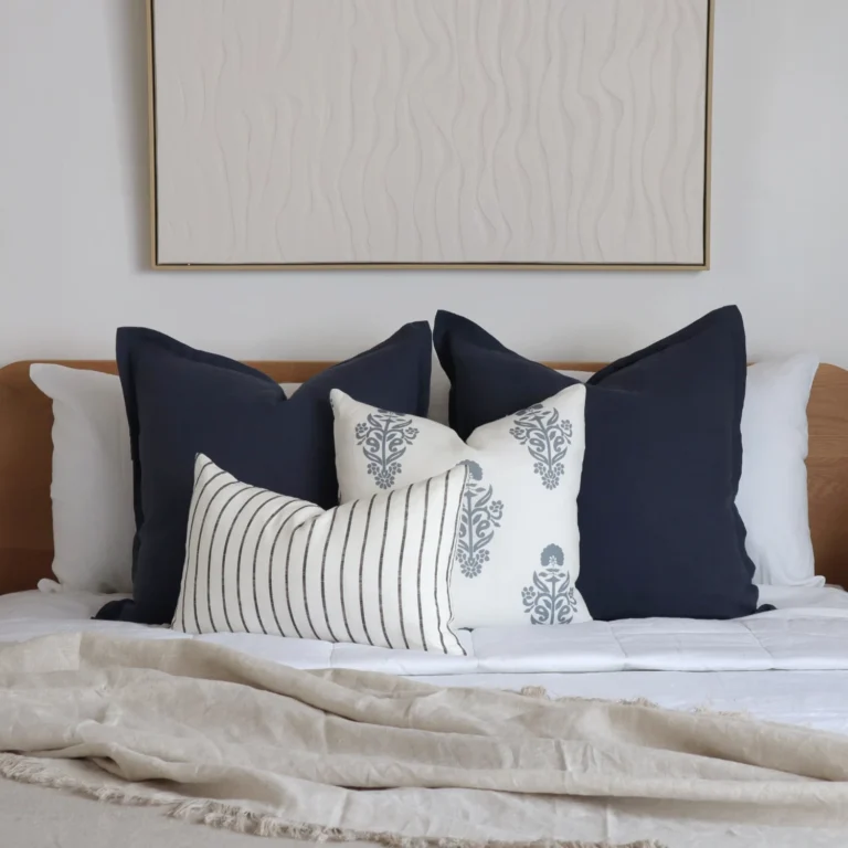 Adding the set of 4 Amelie bed cushions really spruces up the wooden bed's look.