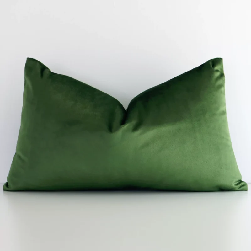 forest-green-velvet-linen-rectangular-cushion-cover---30cm-x-50cm---sc514-30 A premium rectangle forest green cushion boasting a solid green design and in a rectangle size.