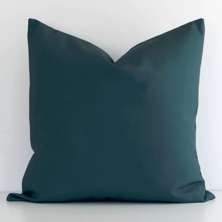 Lovely outdoor cushion cover in a stylish square size with pine green colouring.