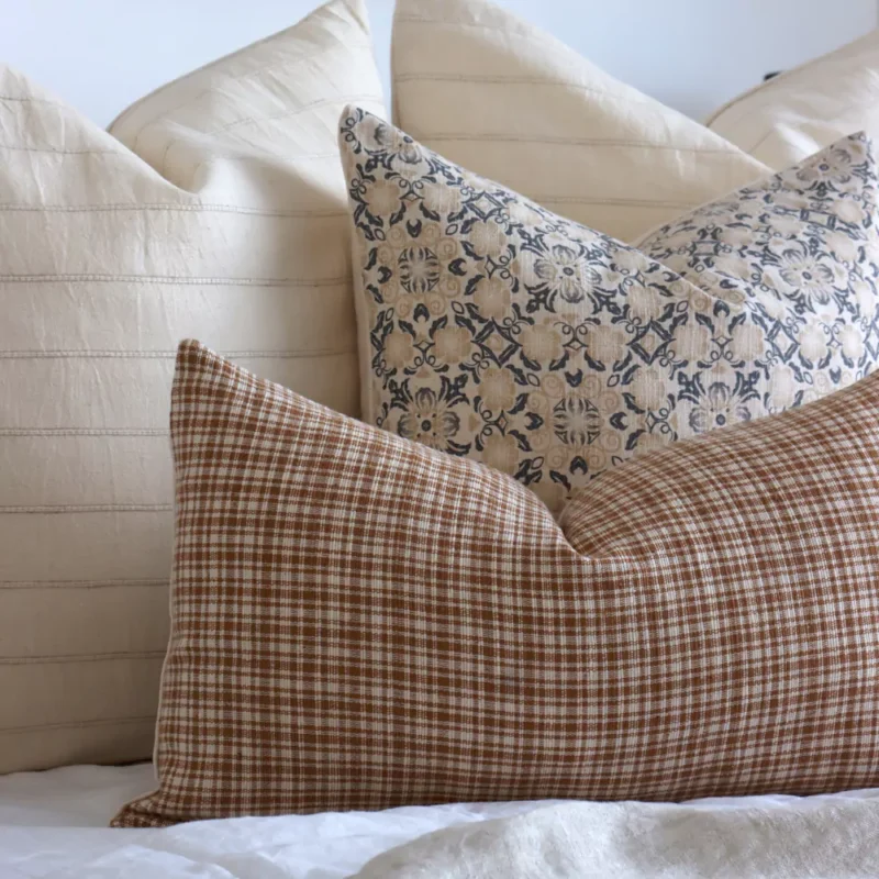 Zoomed in visual of the Lennox bed set showing the 4 designer cushions with more clarity.