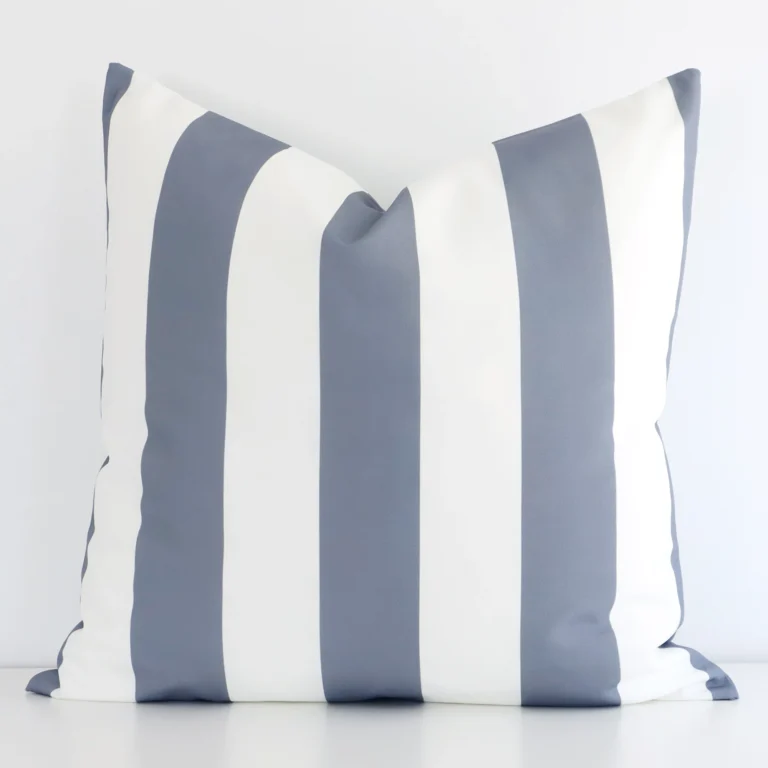 A gorgeous outdoor large cushion in grey. It has an eye-catching stripe design.